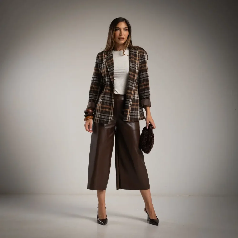 1000009117 Modernus klasikinis stilius!