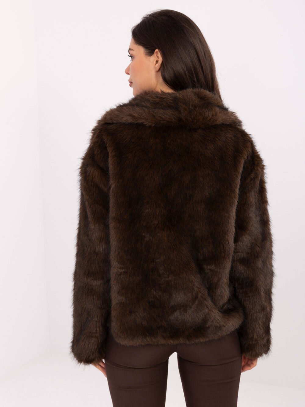 Ruda dirbtinio kailio kaininiai su plačia apykakle Rue Paris!