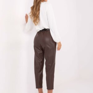 Subtilus kirpimas pabrėš jūsų figūrą!