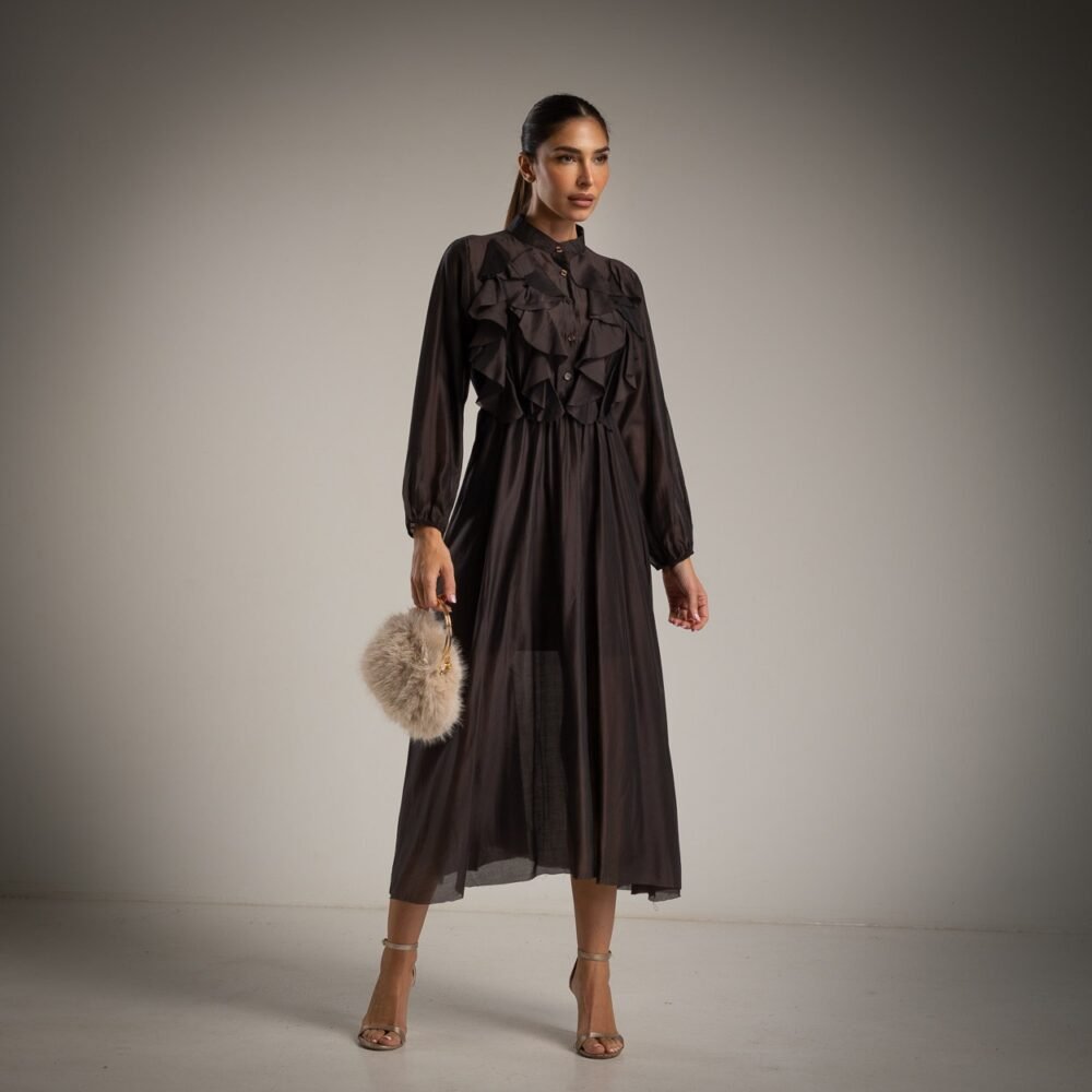 Žavinga ir elegantiška ruda suknelė!