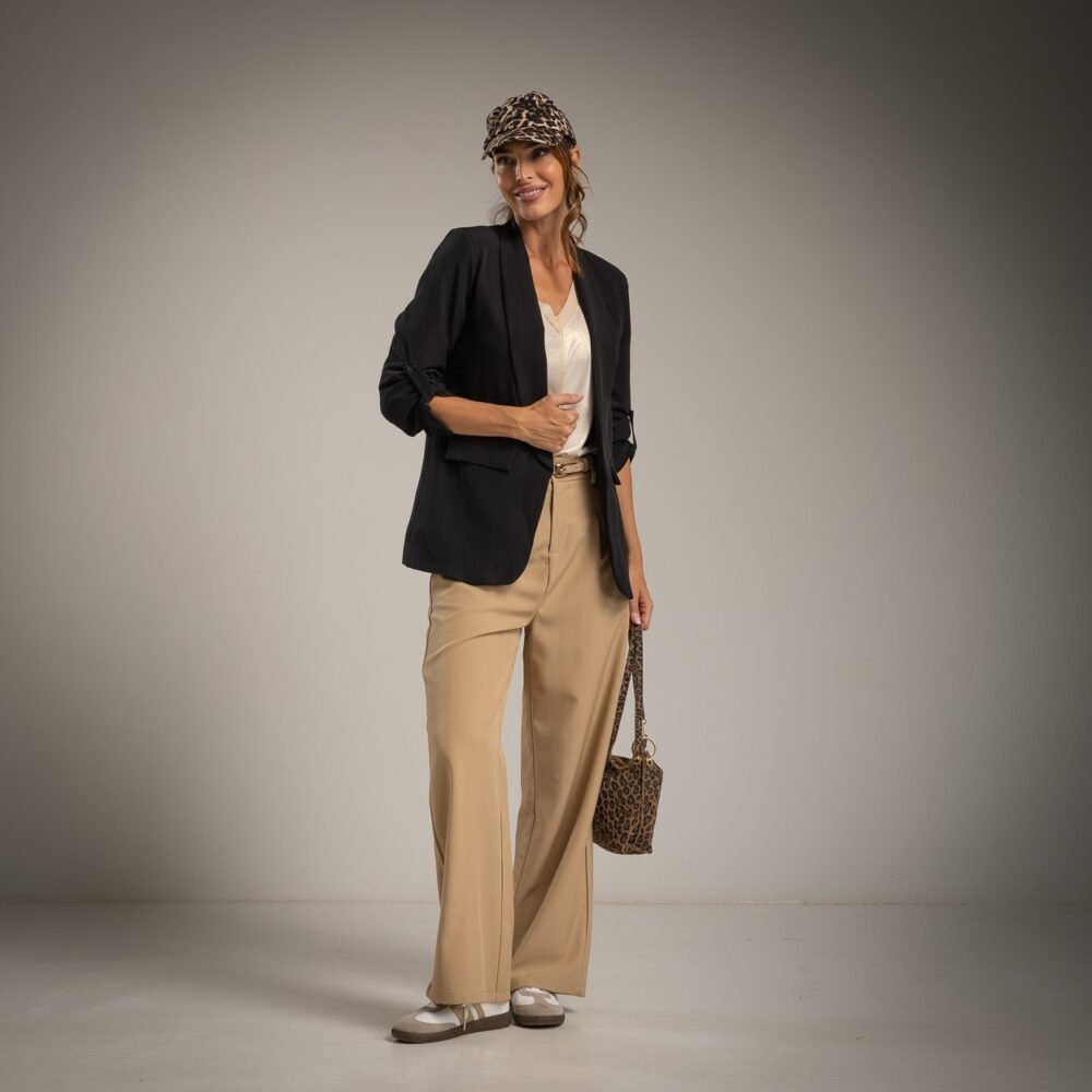 Stilingas juodas švarkas!