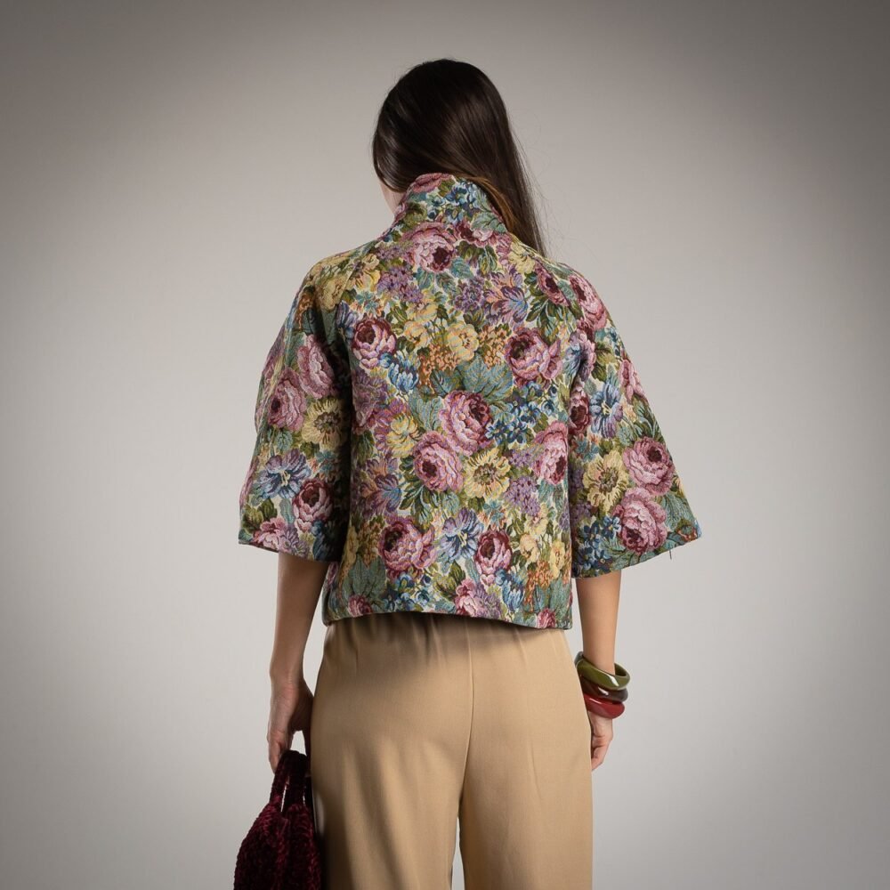173885 Moteriškas gėlių žakardo švarkelis – elegantiškas pavasariui ir rudeniui