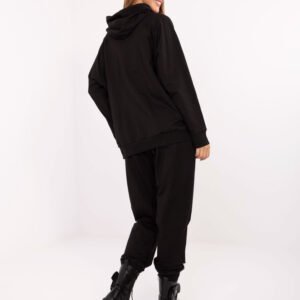 Tavo naujasis „EIGHT“ laisvalaikio kostiumėlis!