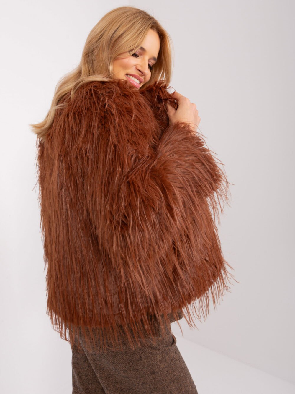 Rudas šilkinio kailio švarkas!