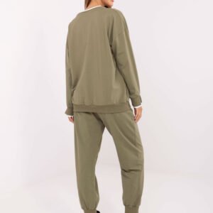 Paprasta ir stilinga laisvalaikio apranga!