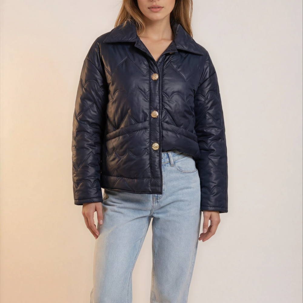 Striukė - švarkelis.