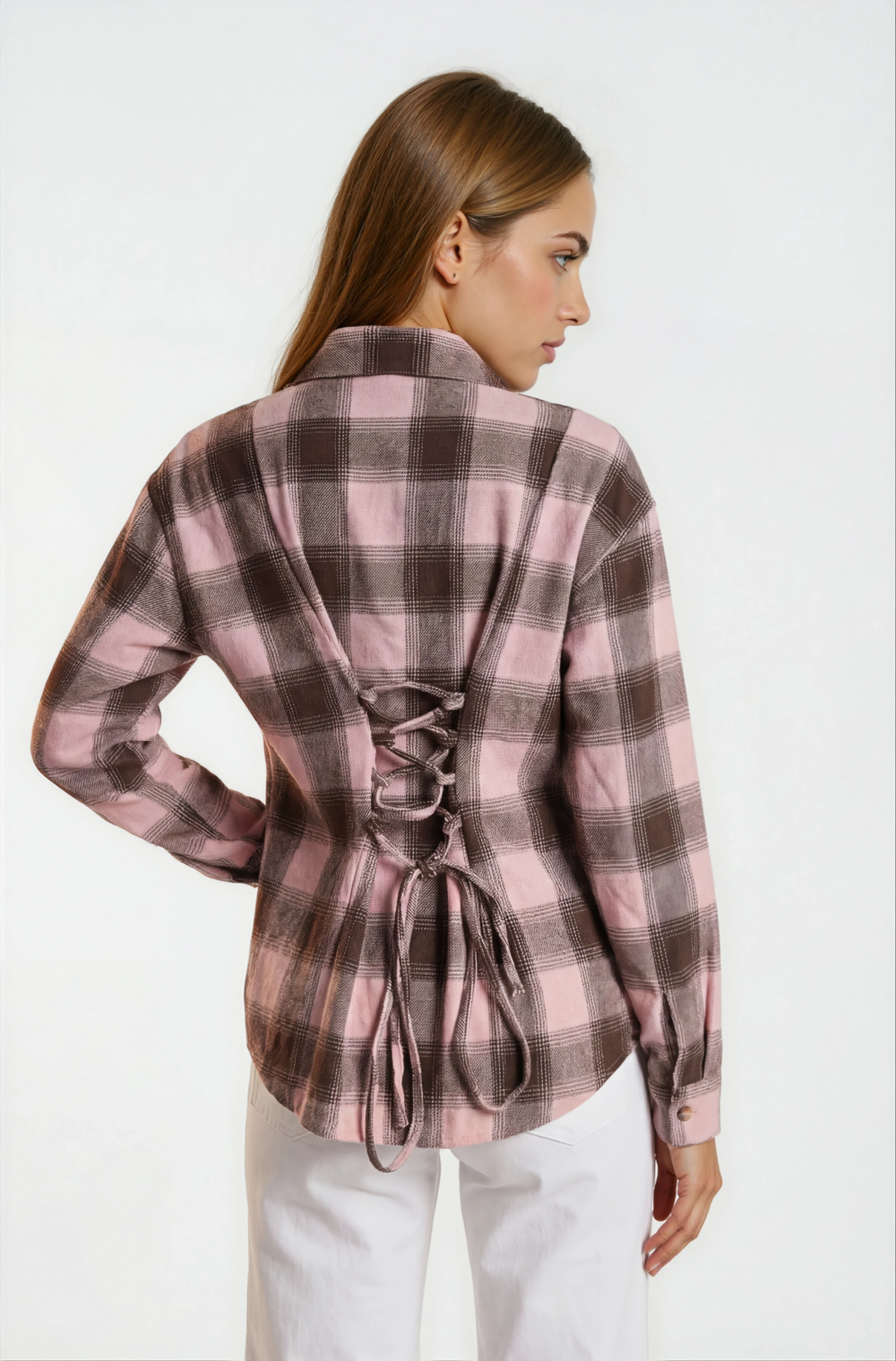 Languoti marškinėliai.