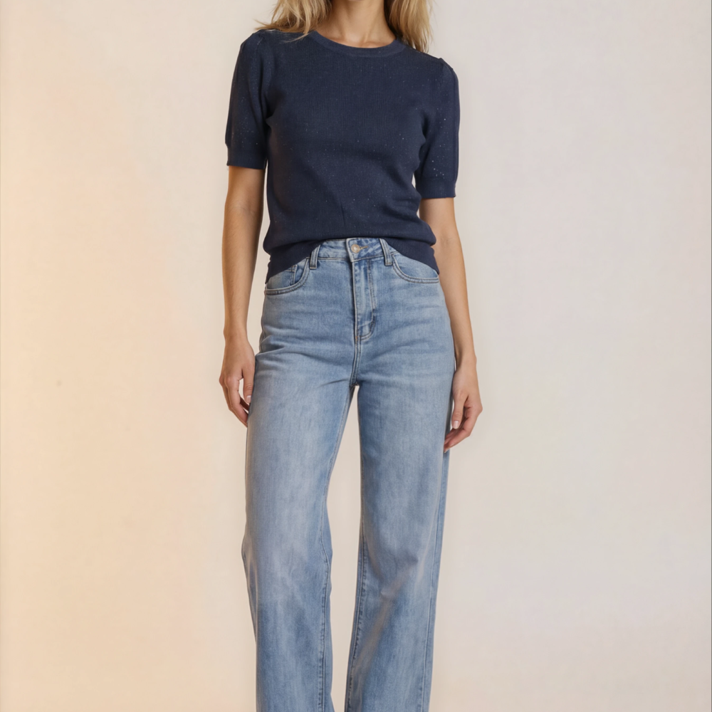 1000018868-1000018853-women footwear 2_front-Clara-Warm Studio Klasikiniai tiesaus kirpimo šviesiai mėlyni džinsai.