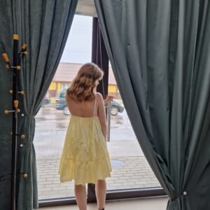 Suknelė su petnešėlėmis ,,Mėnulis ir saulė''.