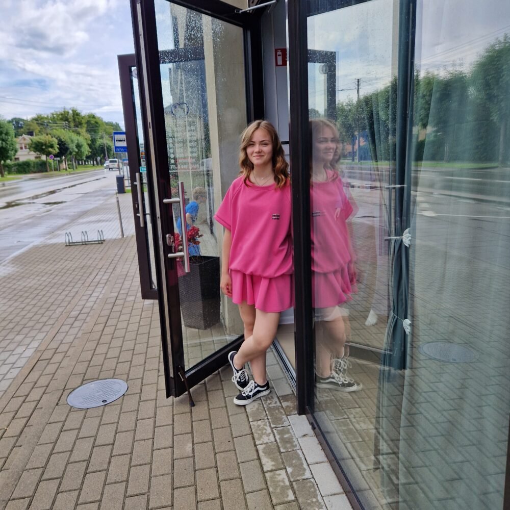 ,,Min Min'' laisvalaikio kostiumėlis.